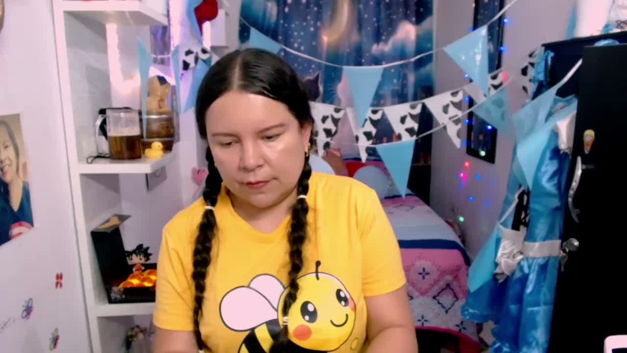 clarie_m – currently Offline