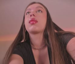 saracavali's webcam