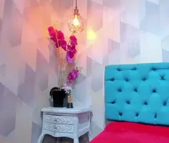 GabyAndrews, en directo ahora en Amateur.tv