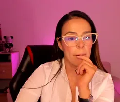 alessandra7, en vivo ahora en Amateur.tv