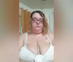 Diosacurvy, live now on SugarCams
