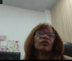 CelineMature, en directo ahora en Amateur.tv