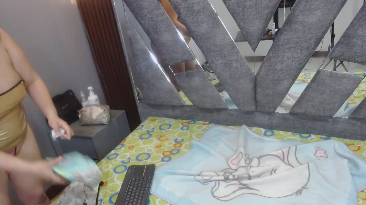 stellarossifon Live Chat on Amateur.TV