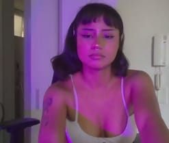 Effy_ston