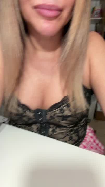 Nenarebelde69 Live Chat on Amateur.TV