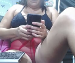 morenaMilf