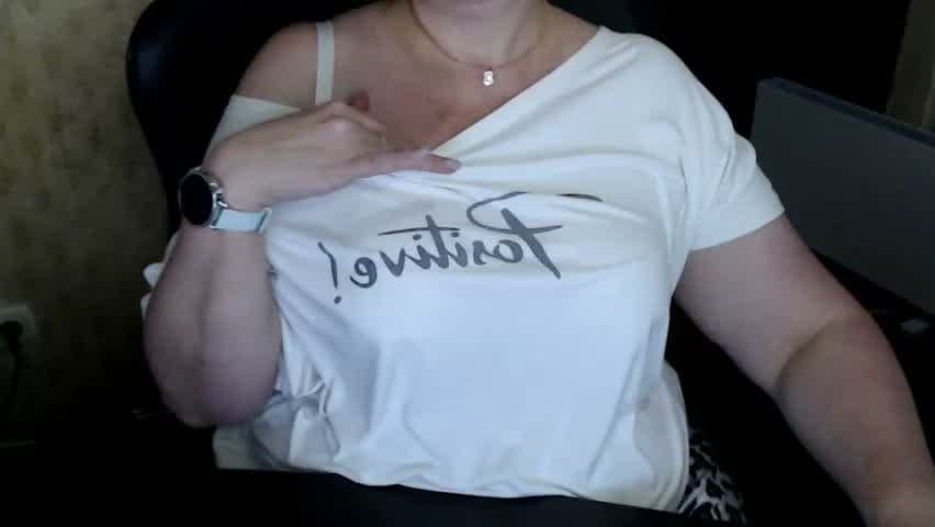 Live Chat with Rapunzel7 on Amateur.TV