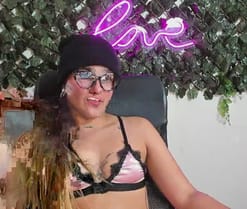 DestinyHills's webcam