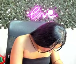 DestinyHills live cam