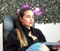 DestinyHills, en directo ahora en Amateur.tv