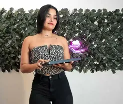 DestinyHills, en directo ahora en Amateur.tv