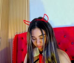 KimJonesVs