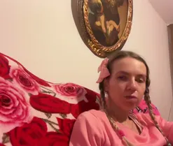 LolaCooper, en directo ahora en Amateur.tv