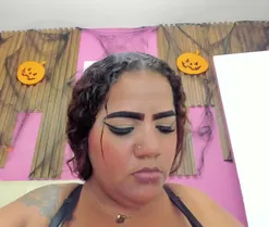 CarolaCorrea, en directo ahora en Amateur.tv