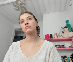 mariecam, en directo ahora en Amateur.tv