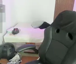 mila_quinn, live now on SugarCams