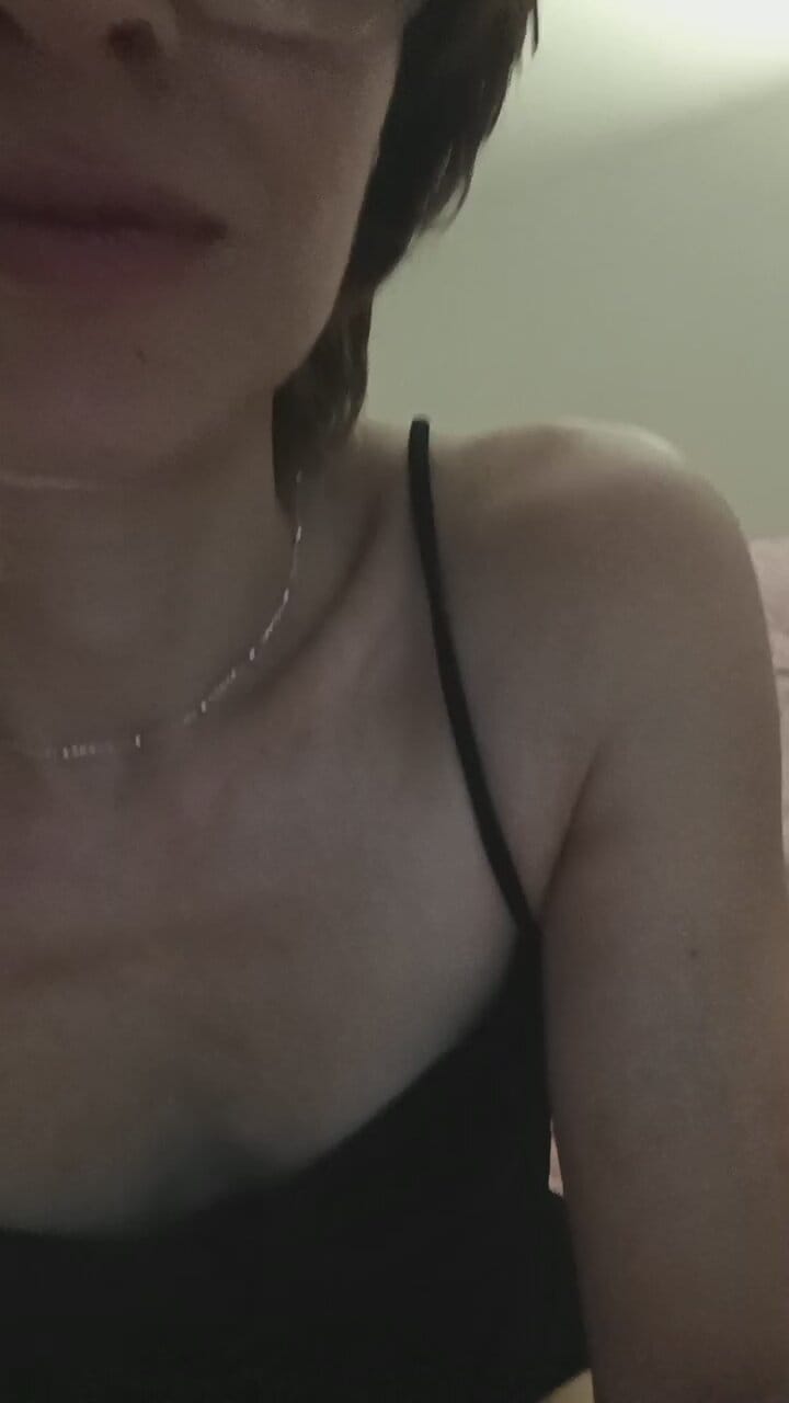 SidneyBoo32 Live Chat on Amateur.TV