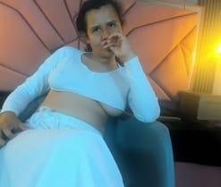 ValeriaHotVS