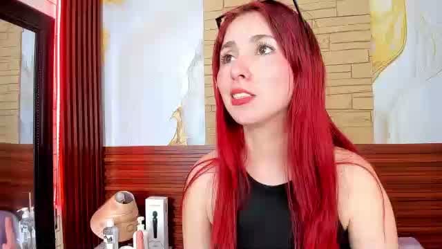 mia_lunellepri – currently Offline