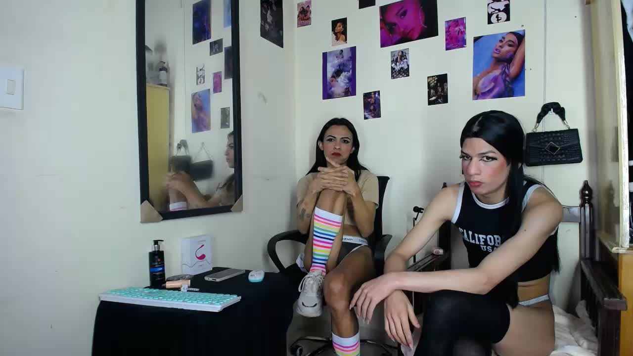 Aisha_hotts777 Live Chat on Amateur.TV
