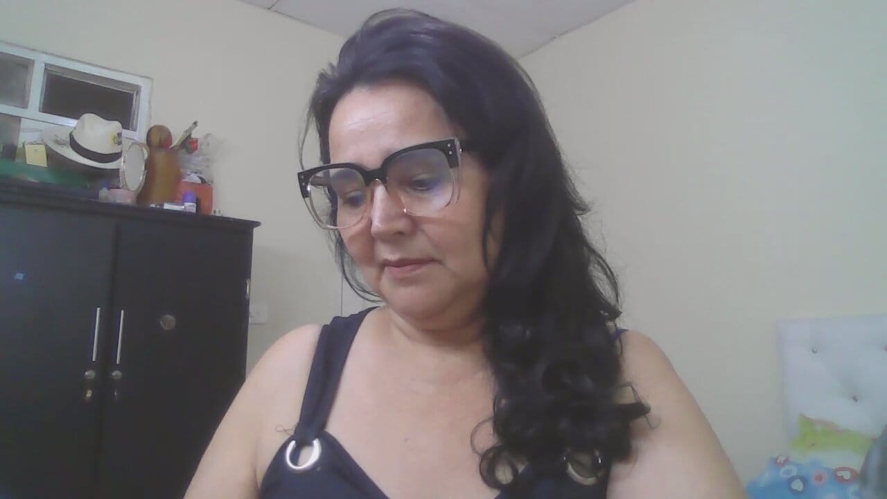 samyjons70 Live Chat on Amateur.TV