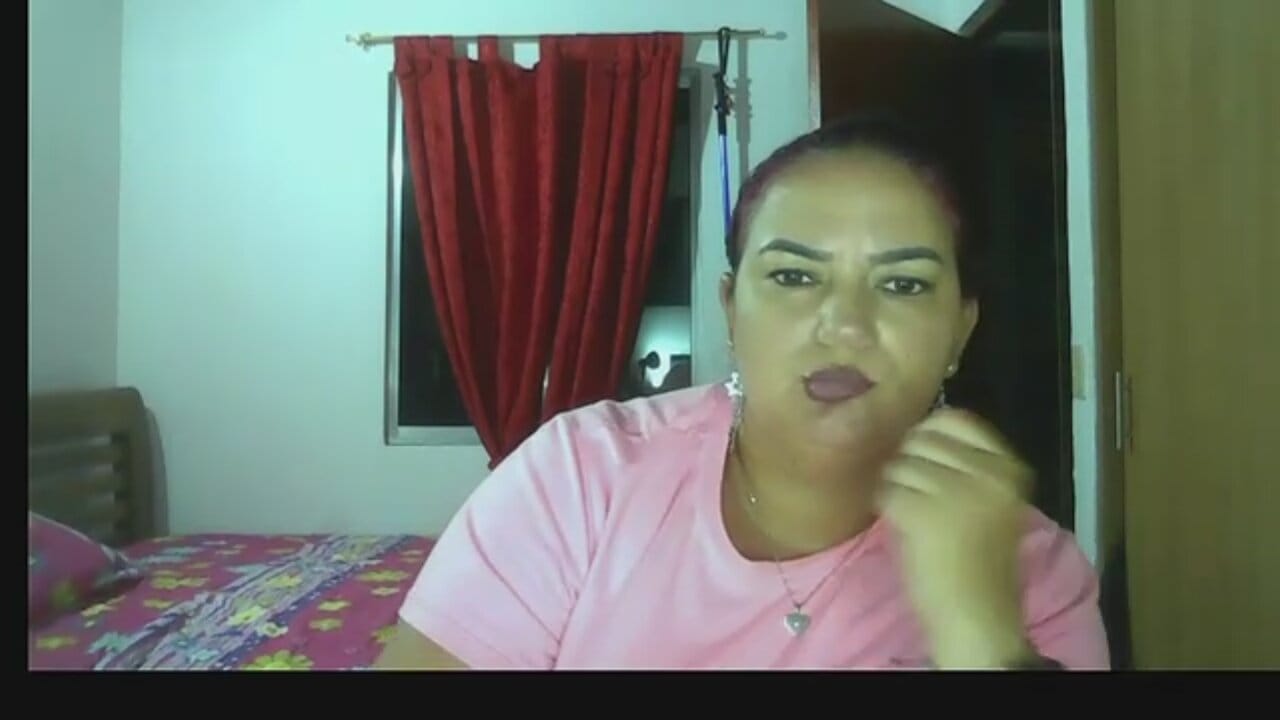 Ariel_69 Live Chat on Amateur.TV