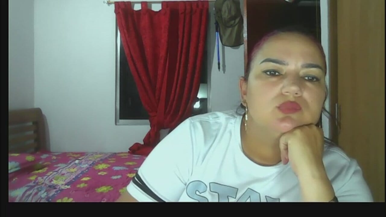 Ariel_69 live on Amateur.tv