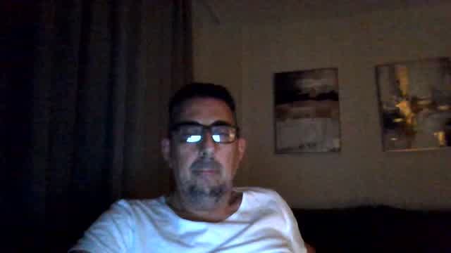 corona44 webcam model