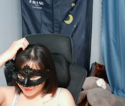 Sluttygirl30, live now on SugarCams