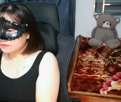 Sluttygirl30, en vivo ahora en Amateur.tv