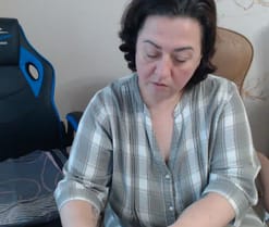 Lindy_Jeanie