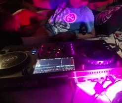 CualEsTuExcusa live cam