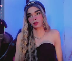 camila_valkirye
