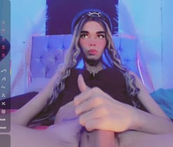 camila_valkirye