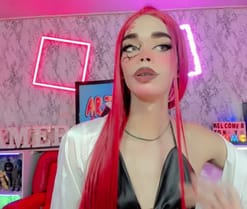 camila_valkirye