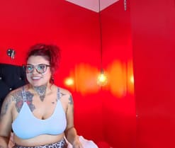 BoobieCherryVS