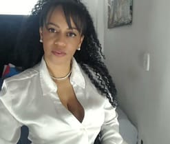 yely_xxx live cam
