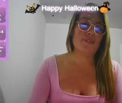 luciasexy2, en vivo ahora en Amateur.tv