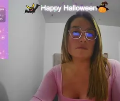 luciasexy2, en vivo ahora en Amateur.tv
