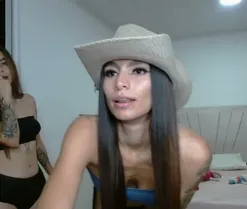 millyxnicoll1, en directo ahora en Amateur.tv