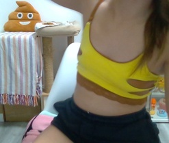 awesomewoman's webcam