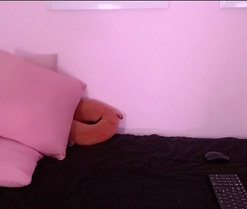 Lillydenson's webcam