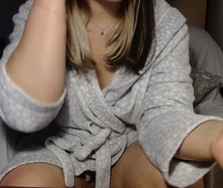 SariaSaria's webcam