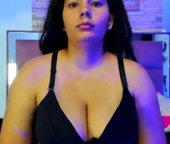 sexyboom21's webcam