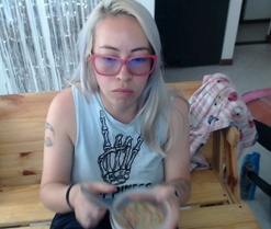 charlotte_zoe's webcam