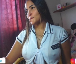 Maia_riveira1's webcam