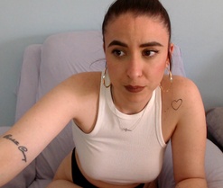 Leila25's webcam