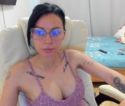 kissnicol's webcam