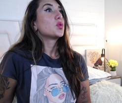Natasha_Wilde_'s webcam
