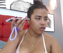 AichaFogosa's webcam